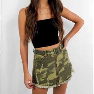 Camo mini skirt